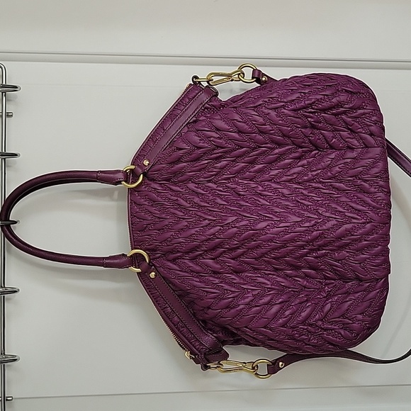 Coach Madison - Picture 2 of 9